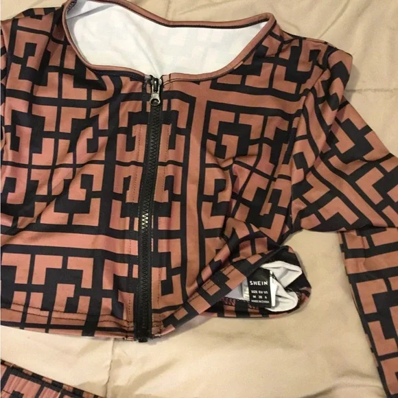 Geometric Patterned Two-Piece Set - Picture 6 of 8